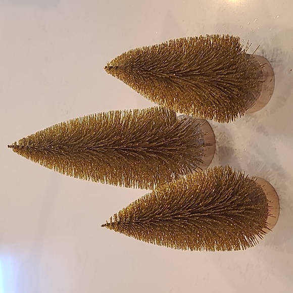 Pottery Barn Set Of 3 New Gold Bottlebrush Trees - Picture 1 of 4